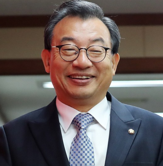이정현 전 의원 프로필,나이 고향 학력 경력 최근 근황, 국민의힘 대선 경선에 공식 출마 선....