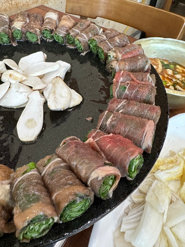 부산 기장 고기 맛집이라면서, 가볼 만한 곳으로 추천한대서 가봤더니... 부산 기장 고기 맛집이라면서, 가볼 만한 곳으로 추천한대서 가봤더니...