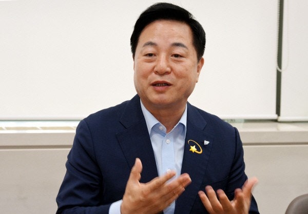 김두관 프로필 - 나이 고향 학력 재산 정치경력 선거이력