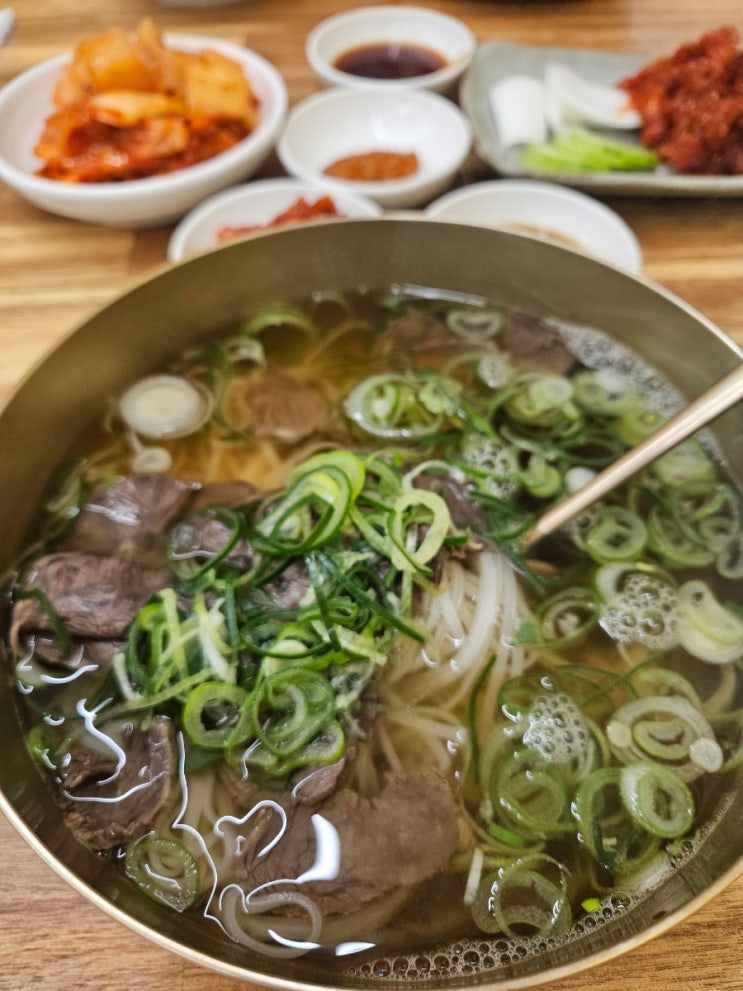  [충무로 맛집] 한울곰탕 - 시원한 곰탕과 새콤한 명태 회 무침 후기