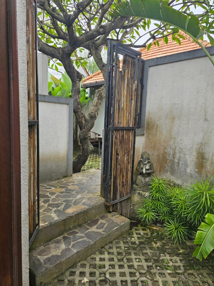  발리 현지를 느낄 수 있는 숙소 Sanur Guest house 사누르 게스트하우스 숙박후기