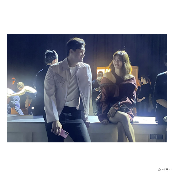 와이프를 3년 짝사랑했던 <b>유지태</b><b>김효진</b> 톱스타 부부 영화... 