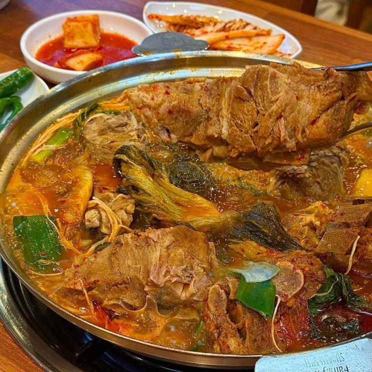  부산 시청 맛집 연산동 감자탕 맛나감자탕 주차