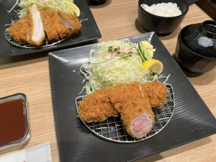  오사카 난카이난바역 난바시티 돈카츠 맛집 KYK