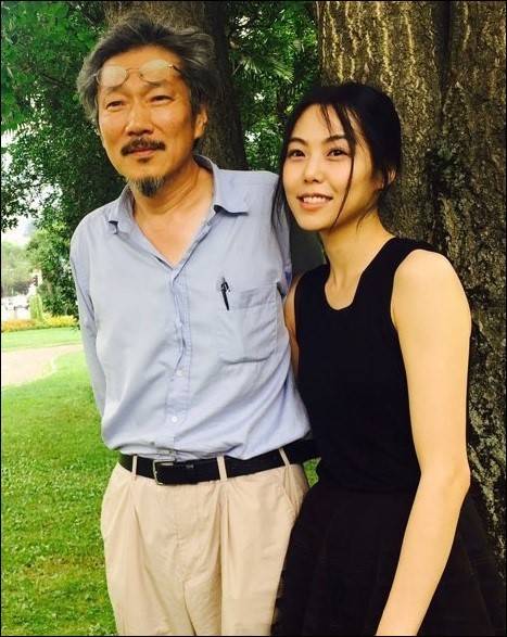 세계적 영화 감독 홍상수와 김민희, 불륜 10년 만에 득남...하남에서 산후조리 중 세계적 영화 감독 홍상수와 김민희, 불륜 10년 만에 득남...하남에서 산후조리 중