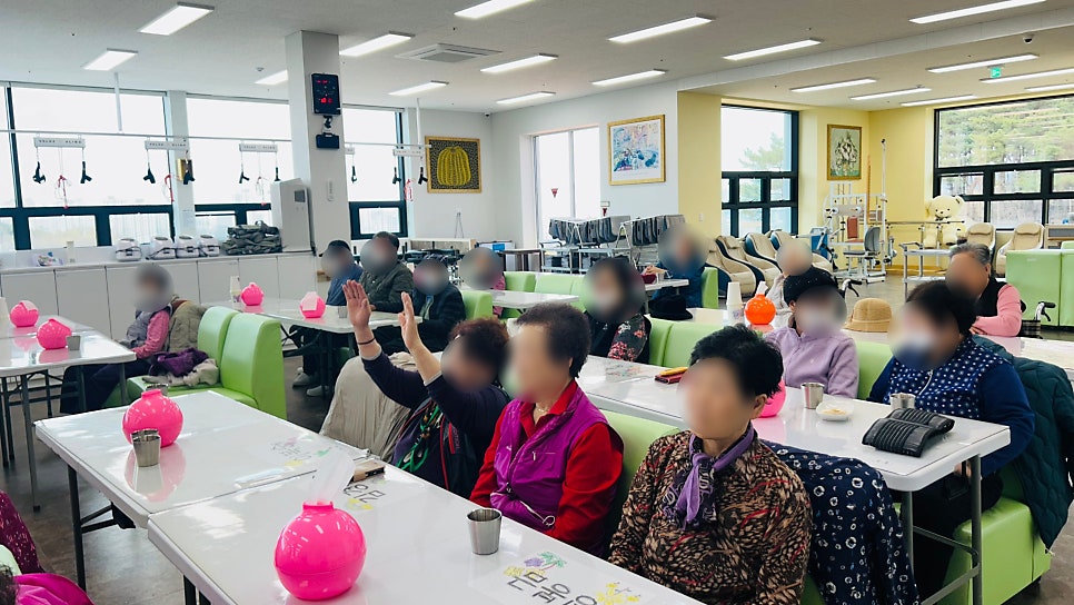보령시재활운동주간보호센터 건강한 어르신들을 위한 금빛사랑주야간보호센터