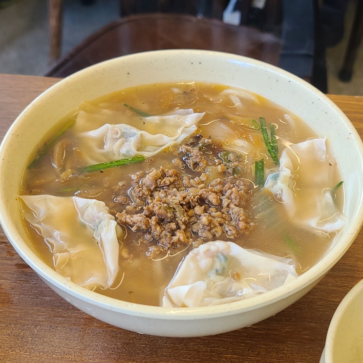  명동 맛집 명동교자 신관 명동역점 내돈내산 솔직 후기