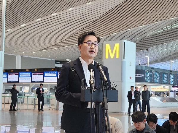 [종합] 김동연 대선 출마 선언 “유쾌한 반란으로 대한민국 바꿀 것”