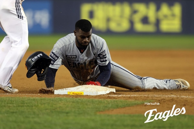 <b>한화</b>이글스 순위 10위지만 올라간다 <b>한화</b>두산전 5대4<b>승리</b> <b>폰세</b>... 