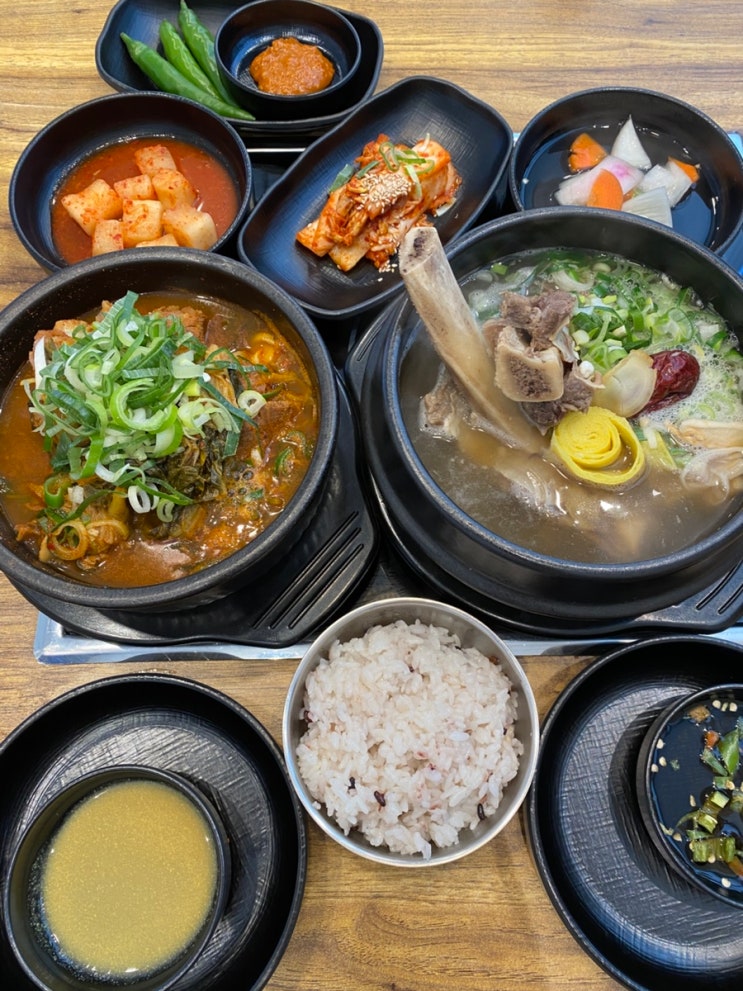  혼밥하기 좋은 나운동 국밥 군산 맛기픈뼈전문점 왕갈비탕 얼큰뼈해장국 나운동 맛집추천