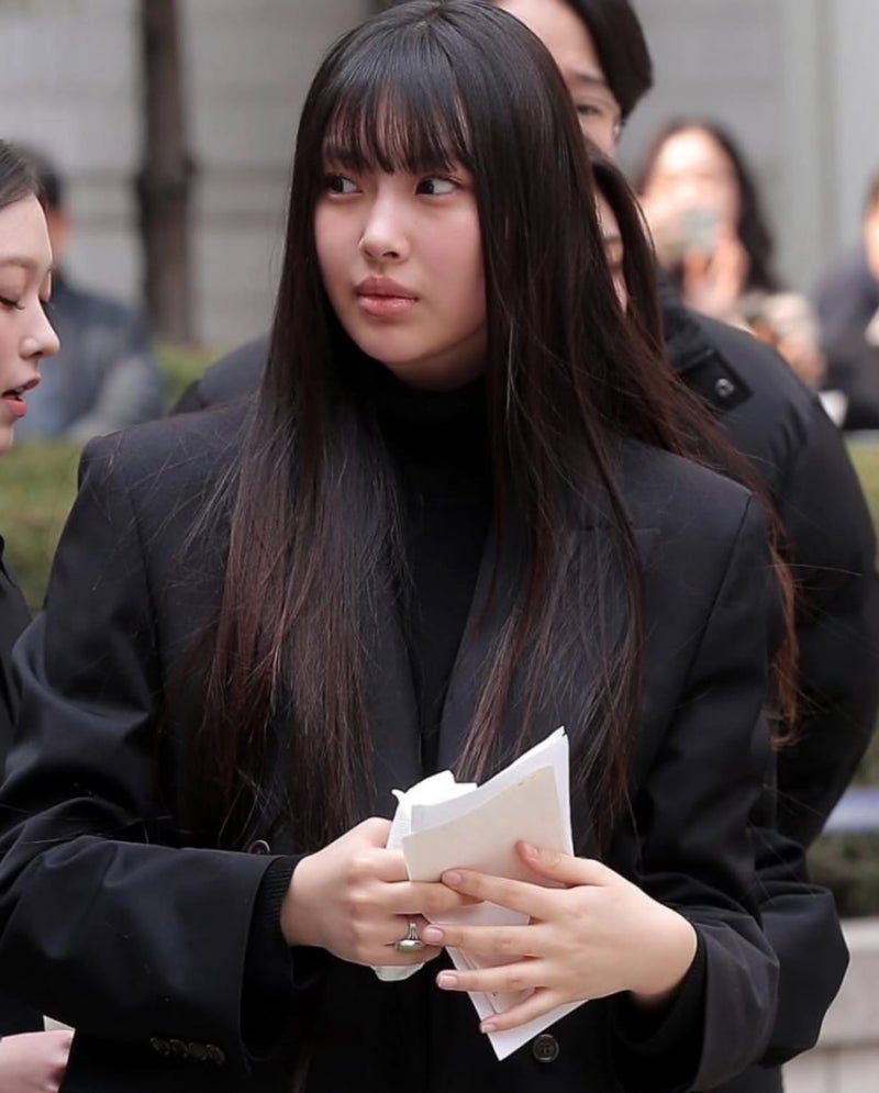 "어도어와 소송 반대" 뉴진스 혜인 아빠, 균열 속 친권 박탈