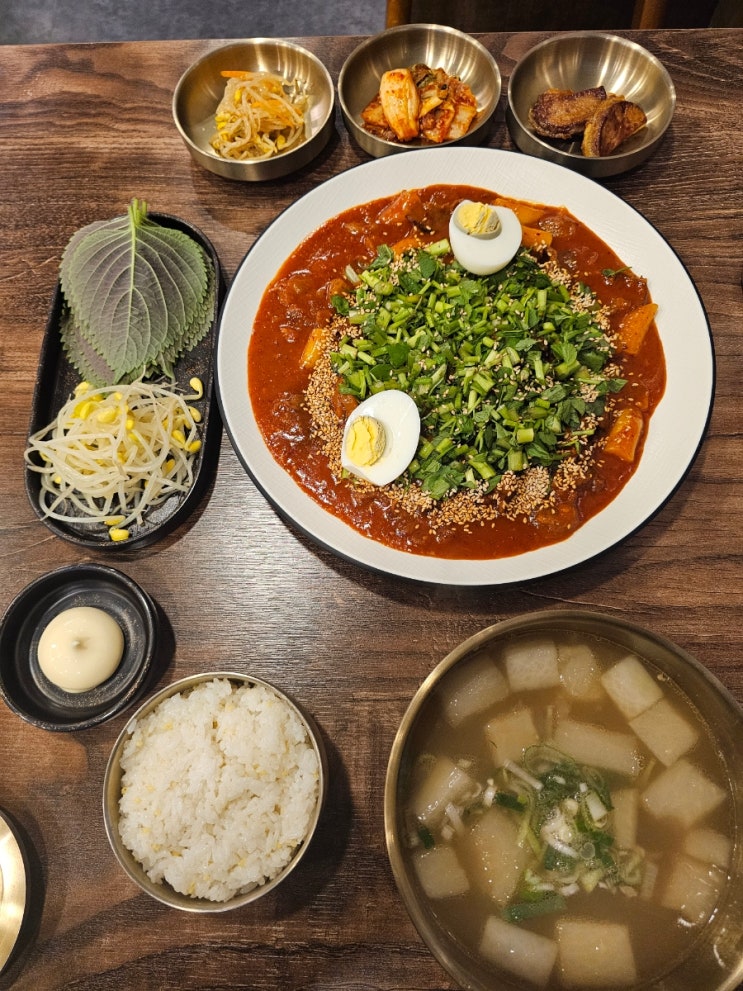  [선릉국밥] 조선의진국:불스지: 스트레스 풀리는 화끈한 매운맛