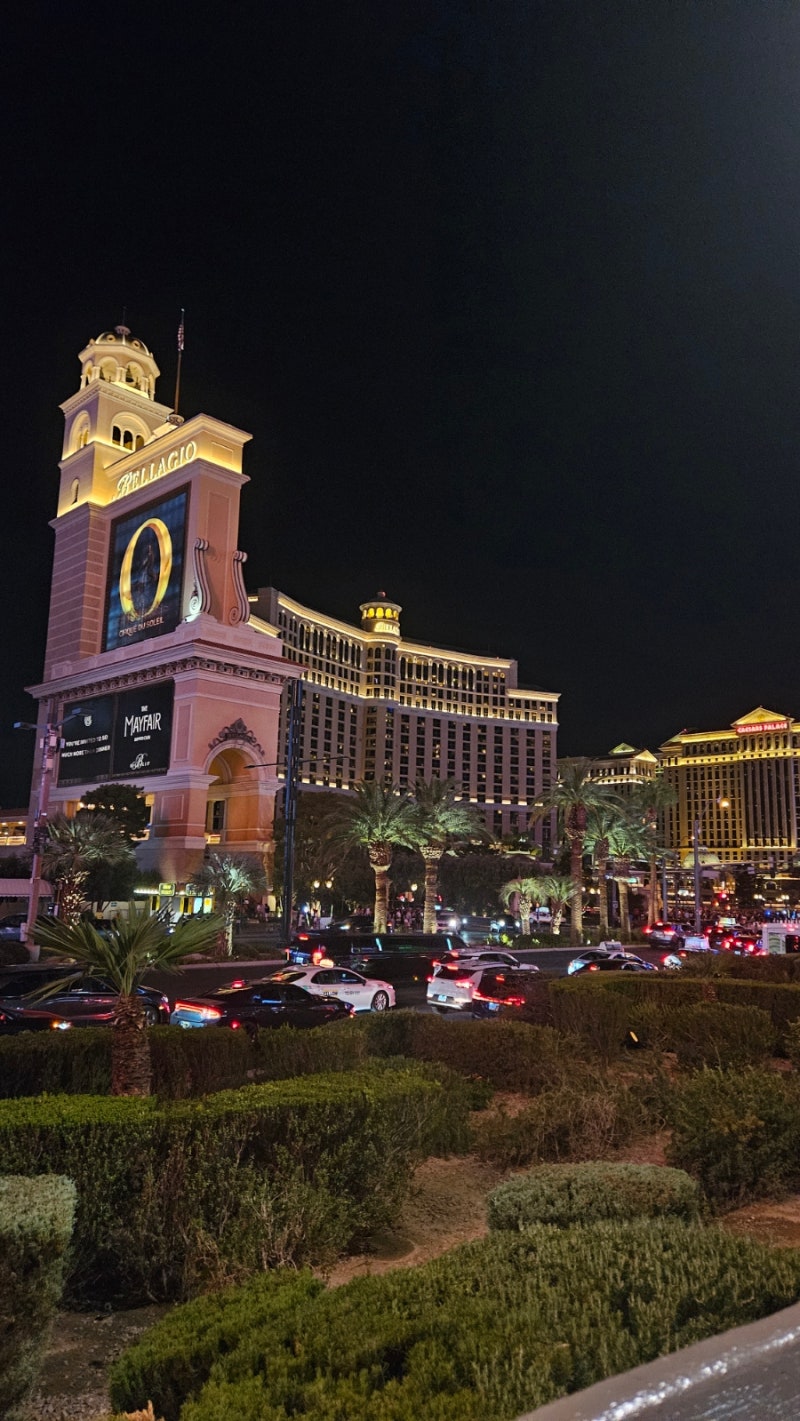 미국🇺🇲첫로드트립#2 라스베가스 스트립 도보 여행 + 호텔 구경 + 주의할점 : 네이버 블로그