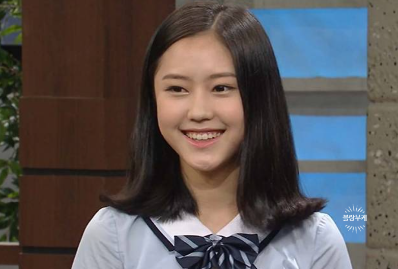 진품명품에 800년된 고려청자 들고왔다가 예뻐서 배우 데뷔를?.jpg