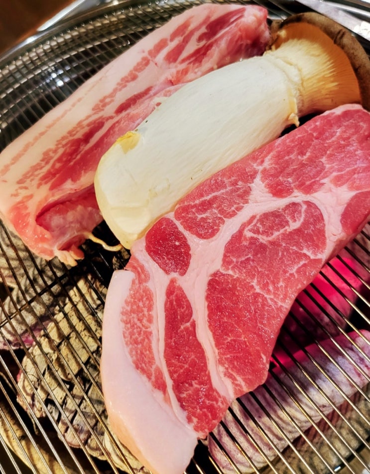 [김해외동]육즙이 팡팡터지는 김해 외동 목살 맛집 '모옥살 김해내외동점'