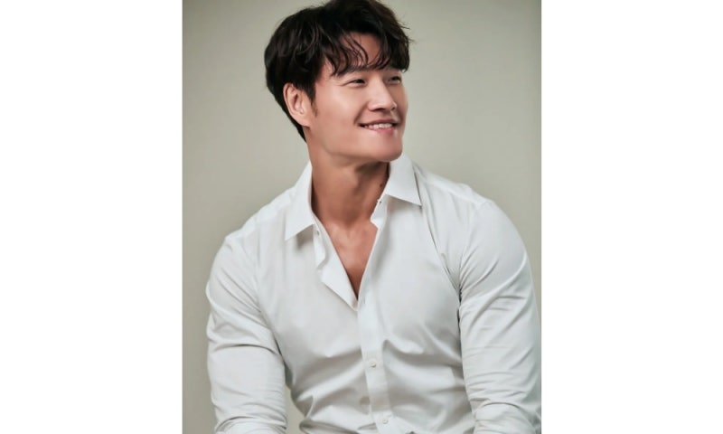 김종국, 형님 덕에 '눈 커짐' 효과?! 파워 리프팅 아니고 피부 리프팅! 쫙~ 올라붙은 비포 & 애....