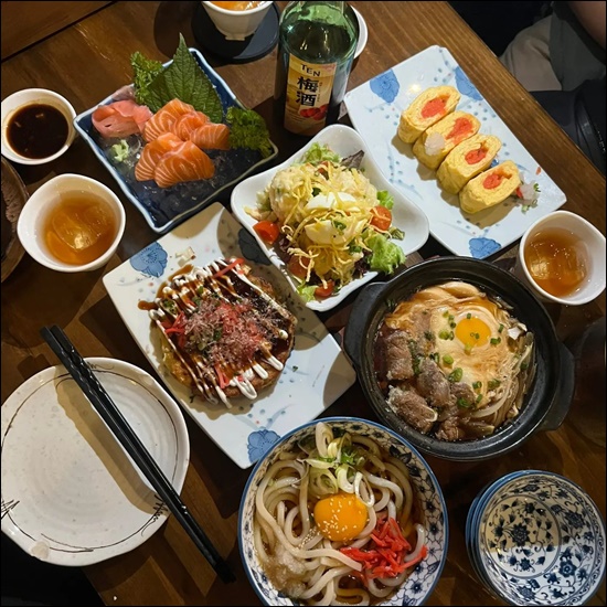  1군 일본 감성 맛집 Izakaya Ten, 분위기로 완성하는 고급 디너