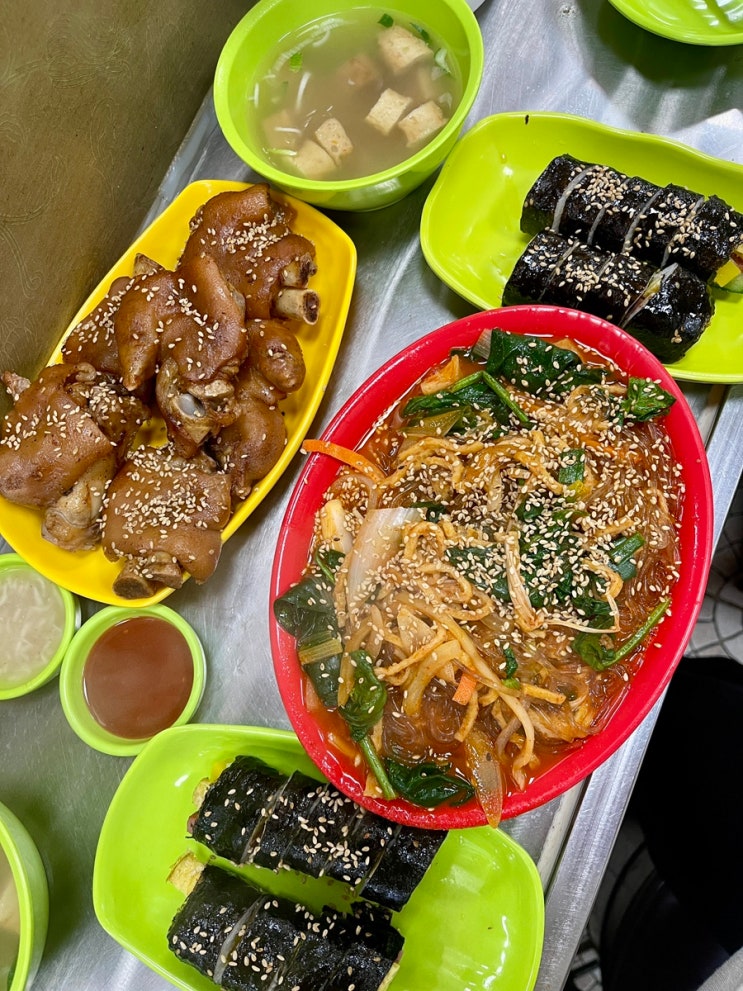  군산 공설시장 매운잡채 맛집과 도넛츠 파는곳 장보고 먹을 먹거리 추천