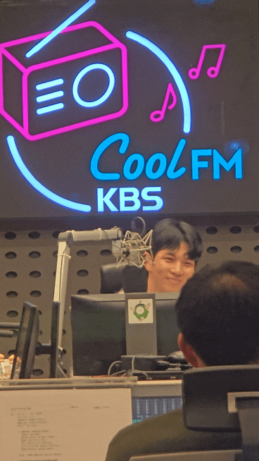 KBS의 아들 유회승을 보고 오다 : 키스 더 라디오 스페셜 DJ @KBS 오픈스튜디오