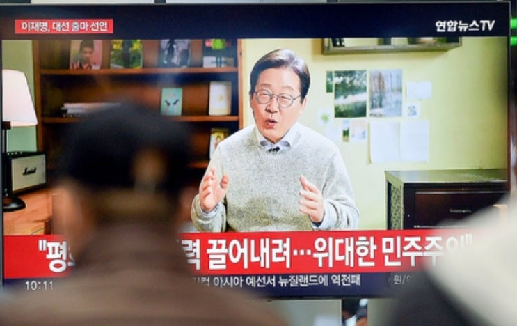 이재명 <b>지지율</b> 양자대결 과반수 이상(홍준표,오세훈,<b>김문수</b>)... 