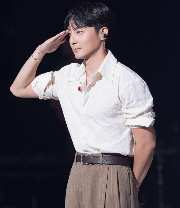  공연때마다 알게되는 로이킴 해병대 기수 매끼야