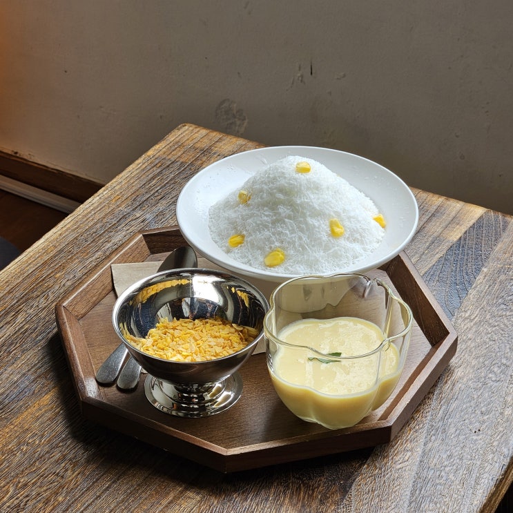  강릉 시만차 - 느좋이 폭발하는 강릉중앙시장 tea 카페