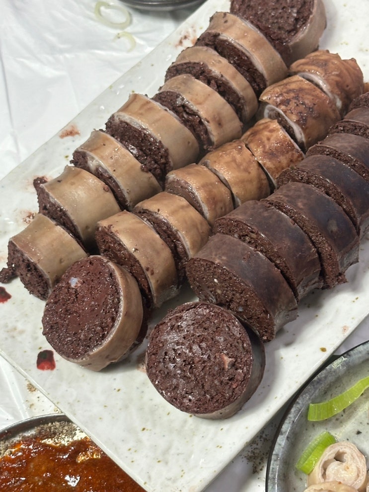  전북 부안 여행 맛집 웨이팅해서 먹는 할매피순대