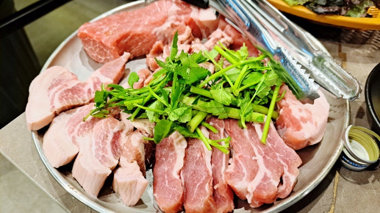 한돈숙성 돼지고기 모둠으로 맛을 볼 수 있는 개봉동 강기와 고깃집 내돈내산 한돈숙성 돼지고기 모둠으로 맛을 볼 수 있는 개봉동 강기와 고깃집 내돈내산