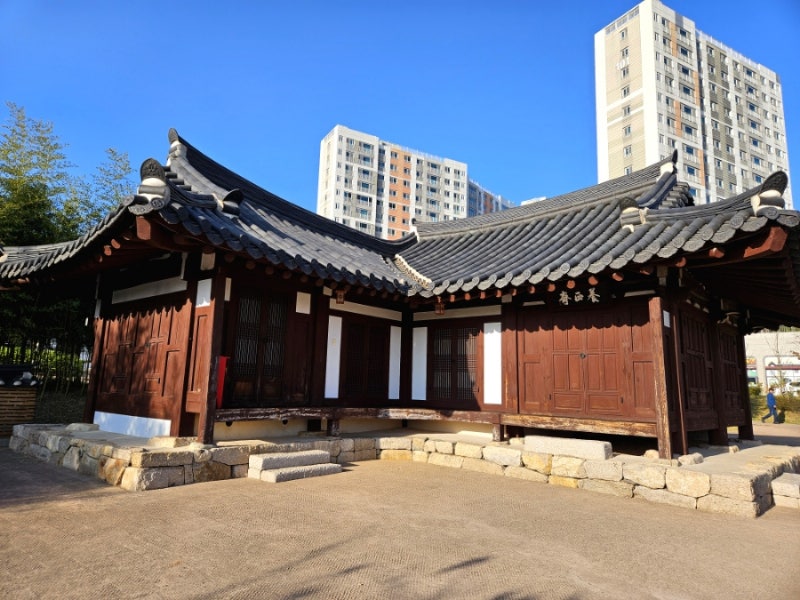 사진 4