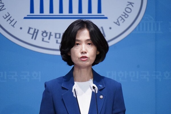 조국혁신당 국회의원 박은정 프로필 나이 고향 학력 경력 재산 "오늘을 기다렸다"