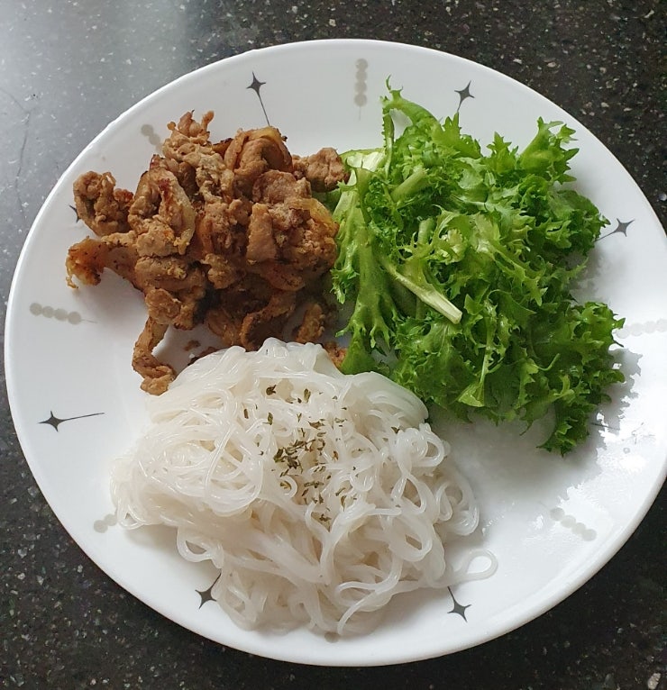  집에서 간단하게 만드는 베트남 분짜와 쌀국수