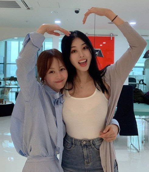   "엄마보다 먼저 이혼한 딸, 1년 뒤 모녀가 함께 선택한 것은?"