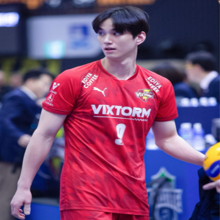 임성진, 남자배구 FA 최대어 평가속 현대캐피탈 KB손해보험 대한항공 영입 3파전 양상!!(임성진 FA, 한국전력, 전광인, 나경복 야쿱, 정지석 곽승석, 임동혁 절친)