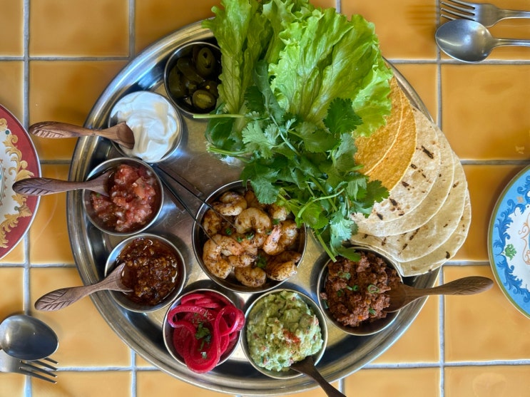  압구정 타코 맛집 타코로쌈바 분위기 좋은 맛집
