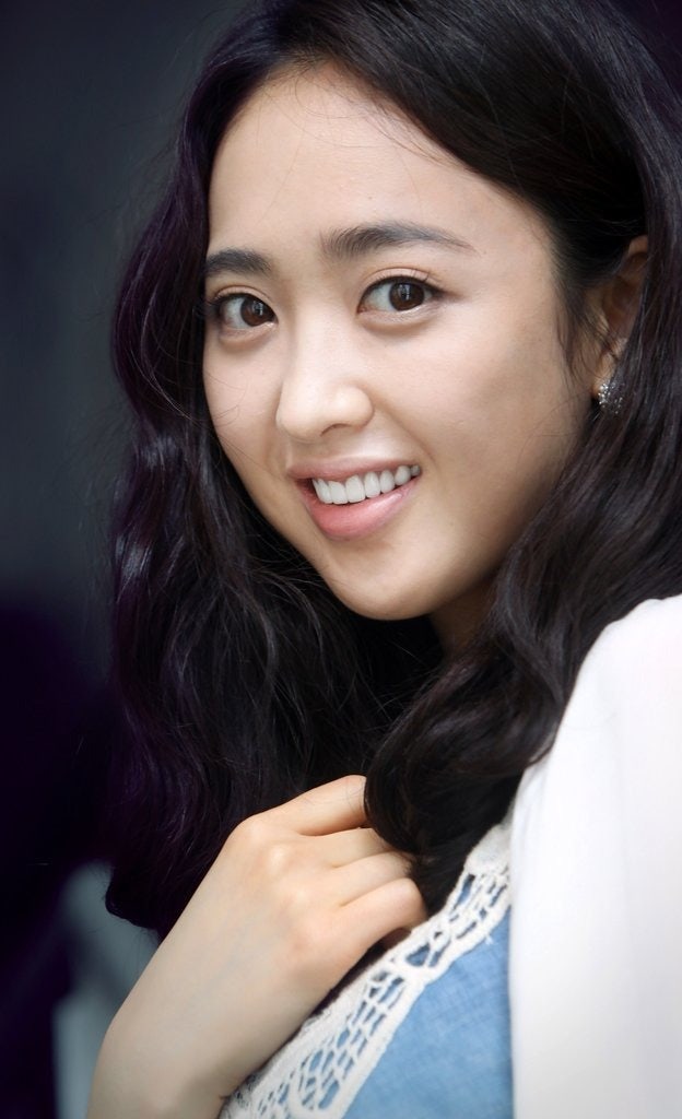 아역<b>배우</b> 출신 인기 여<b>배우</b>의 정체