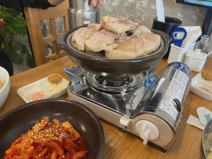  영양행복, 정성이 가득한 을지로 보쌈을 즐기다