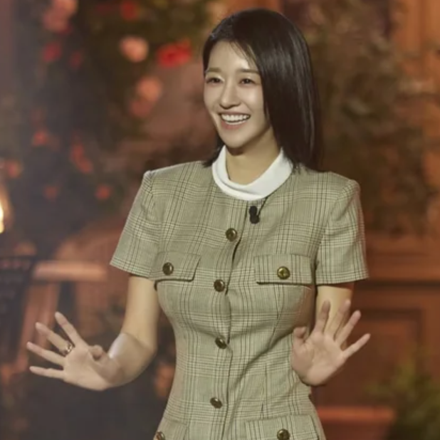 엇갈린 반응 <b>서예지</b> <b>SNL</b> <b>가스라이팅</b>, 반팔 미니 원피스 정보