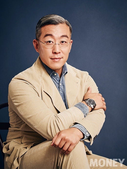 미스코리아 출신 배우 남편 동물농장 국내1호 맹금류 재활치료사.jpg