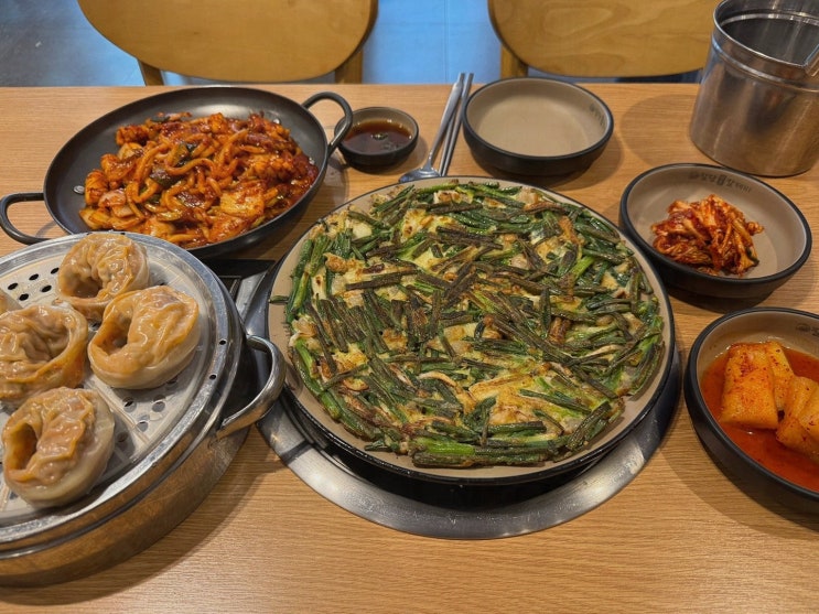  팔당원조칼제비 서현점, 서현역점심맛집으로 가족 외식하기 좋은 곳