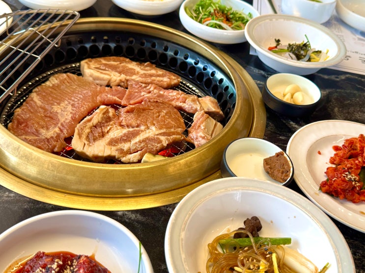  청담역 근처 맛집 금돈옥 - 가족 모임 추천하는 고기집