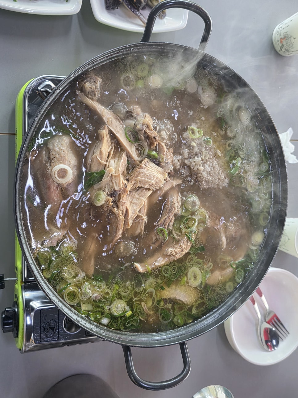 원골능이백숙 사진 4