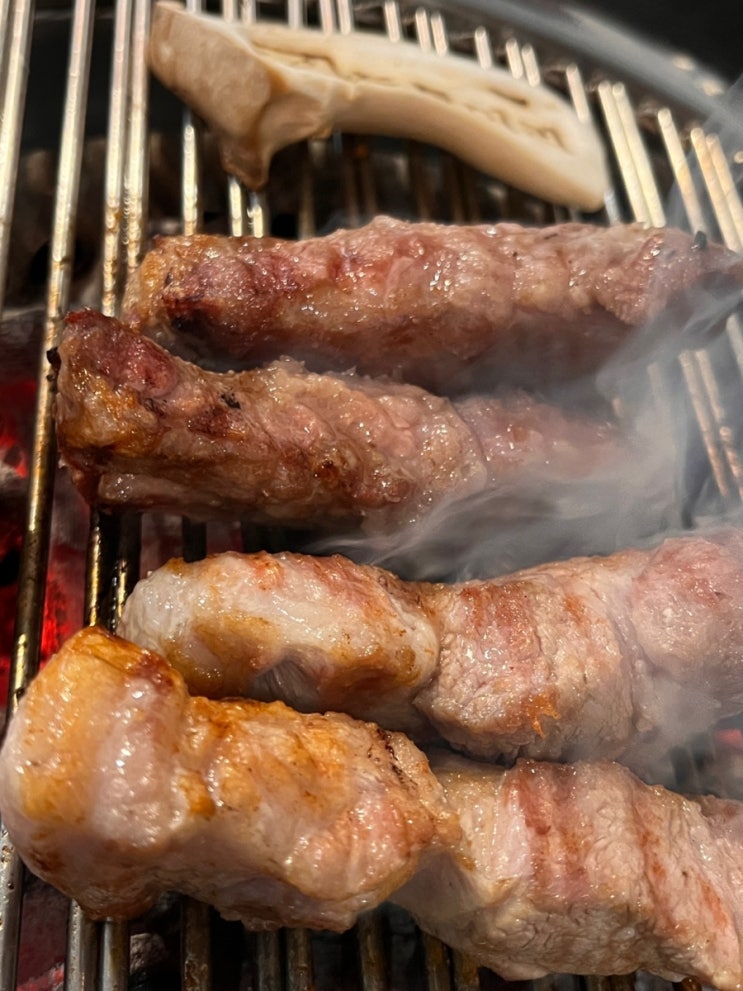  대방동 삼겹살 맛집 도투머리 후기 (+이베리코 베요타 목살 vs 한돈)