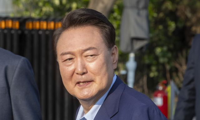  '내란 수괴' 혐의 윤석열 전 대통령, 형사재판 돌입… 촬영은 불허