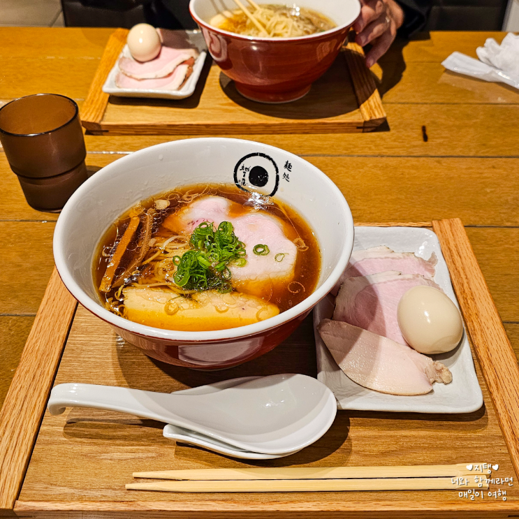  여행 중 가볍게 한 끼 웨이팅 없이 즐긴 교토 라멘맛집 멘도코로 자노메야