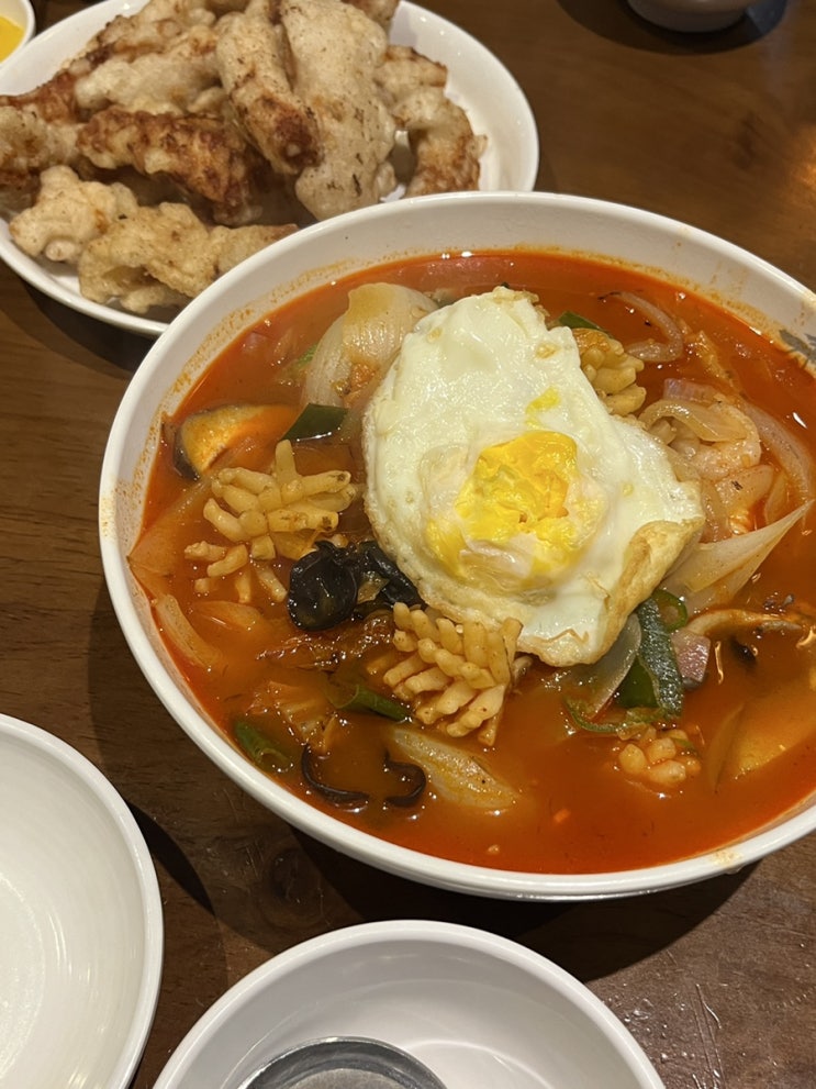  용리단길 맛집 중화객잔수 불향 가득한 중화국밥 곱배기 생등심탕수육