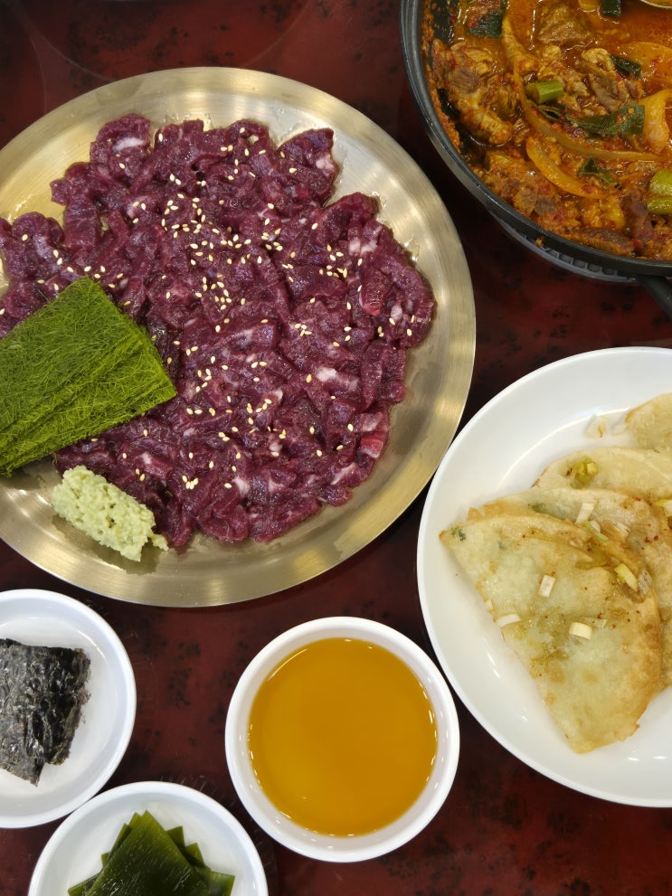  [가산맛집] '규씨뭉티기' 가산직영점 | 당일도축 육회 & 한우 짜글이 추천!