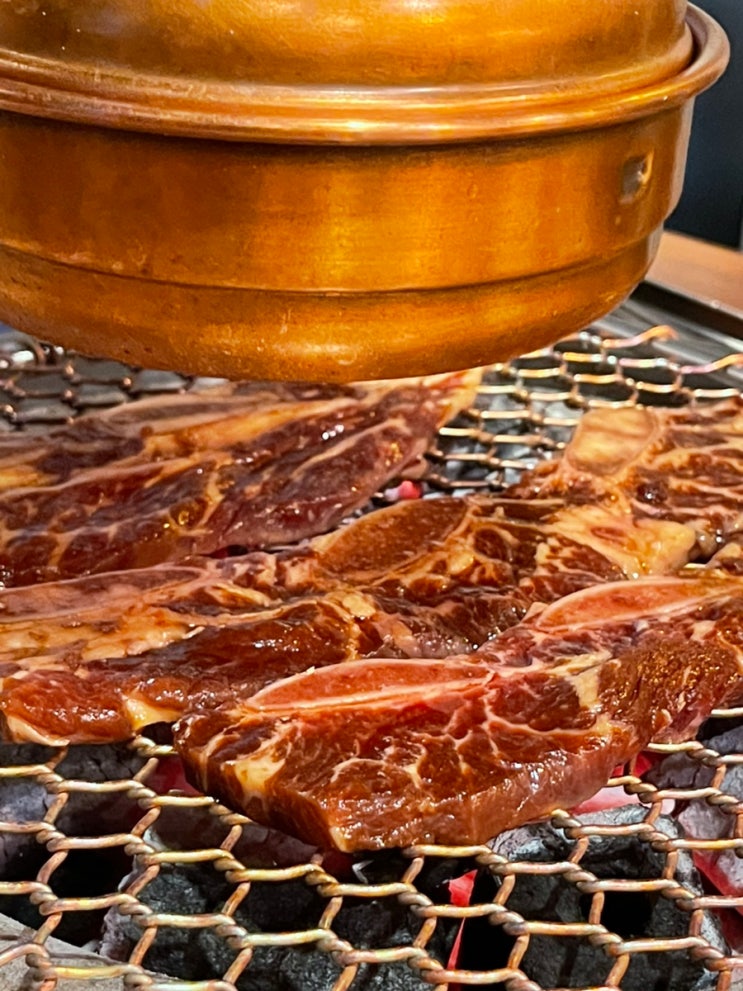 대구에서 양념 LA갈비를 가장 맛있게 구워주는 화륵향 신천시장점 대구에서 양념 LA갈비를 가장 맛있게 구워주는 화륵향 신천시장점