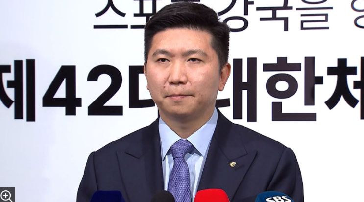 <b>유승민</b> 대한<b>체육회장</b>, 잇따른 논란 속 징계 위기? 탁구계 뒤흔든... 