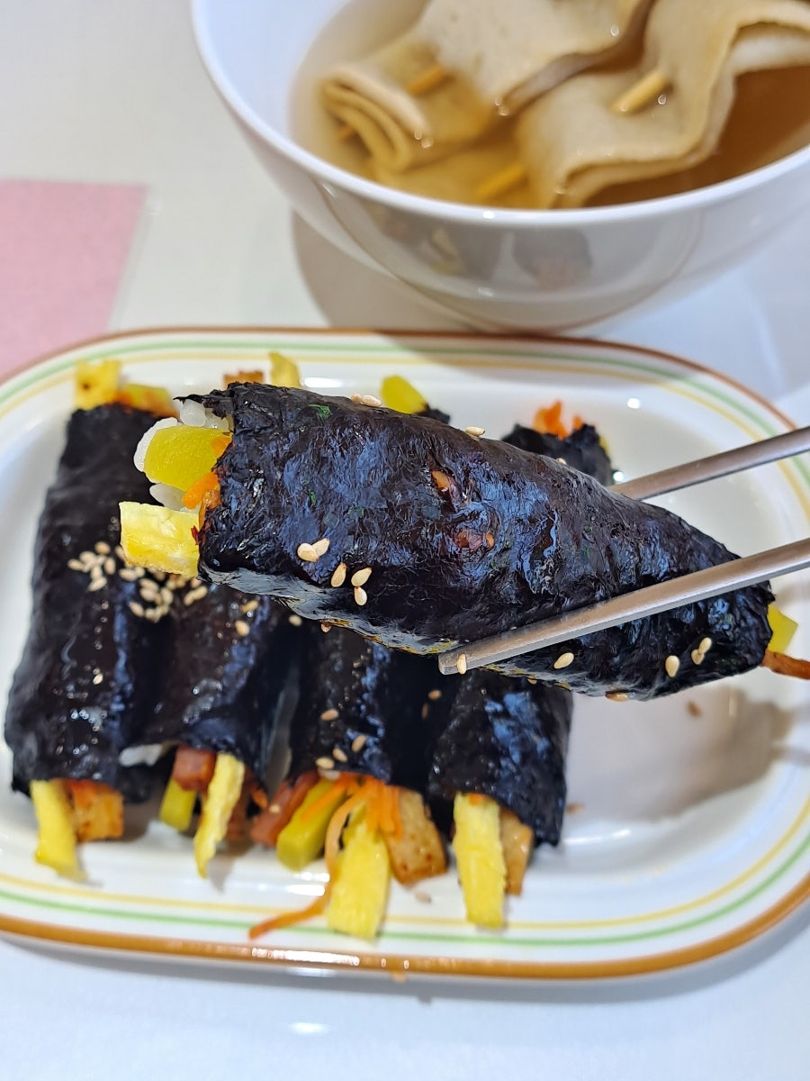 솔이네땡글이김밥 사진 6