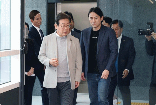 <b>이재명 후보</b> 퓨리오사AI <b>방문</b>! AI 투자 100조 공약 발표